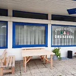 13 Im Haus Dreisessel *